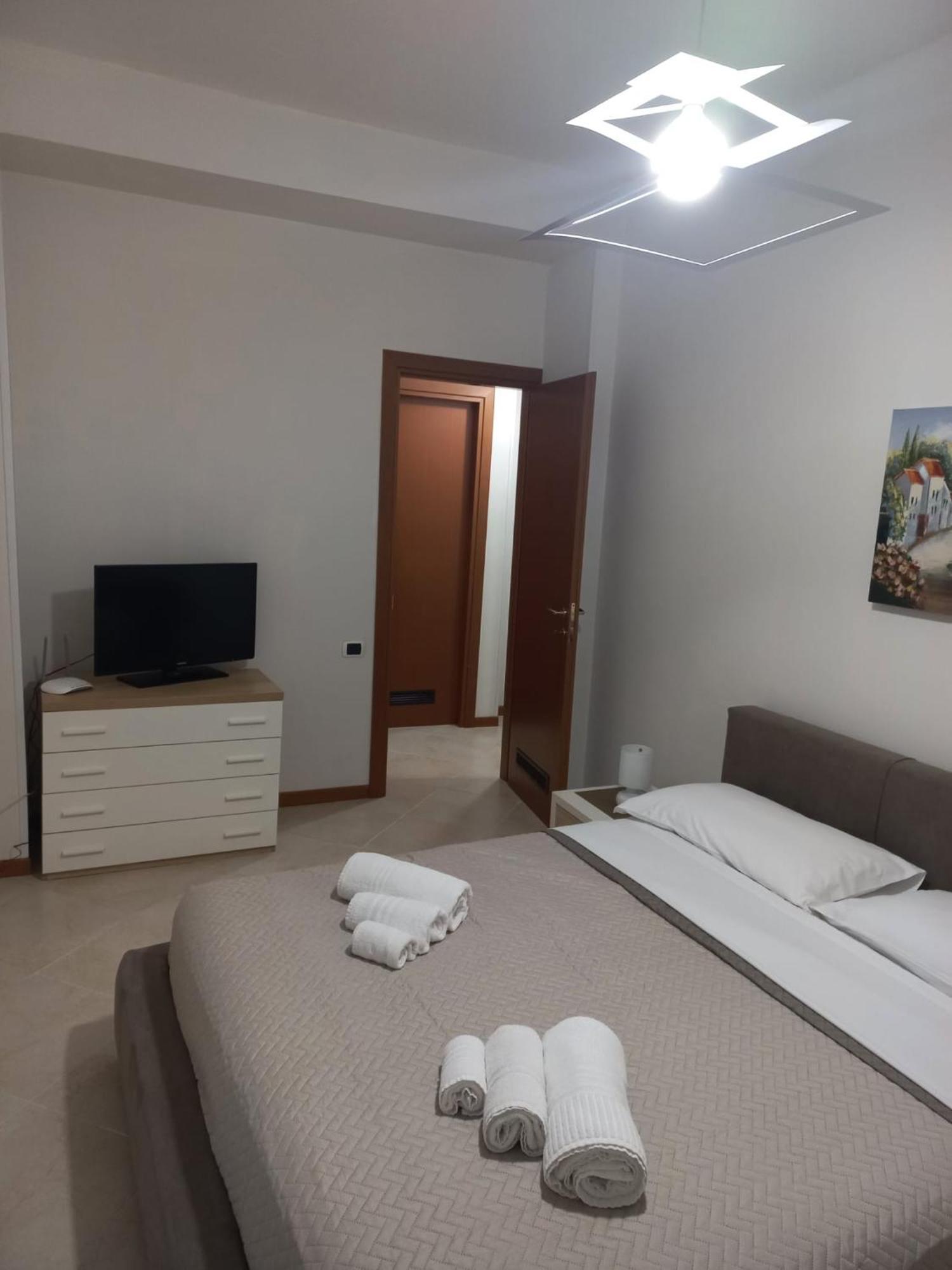 Appartamenti Le Gemme 那不勒斯 外观 照片