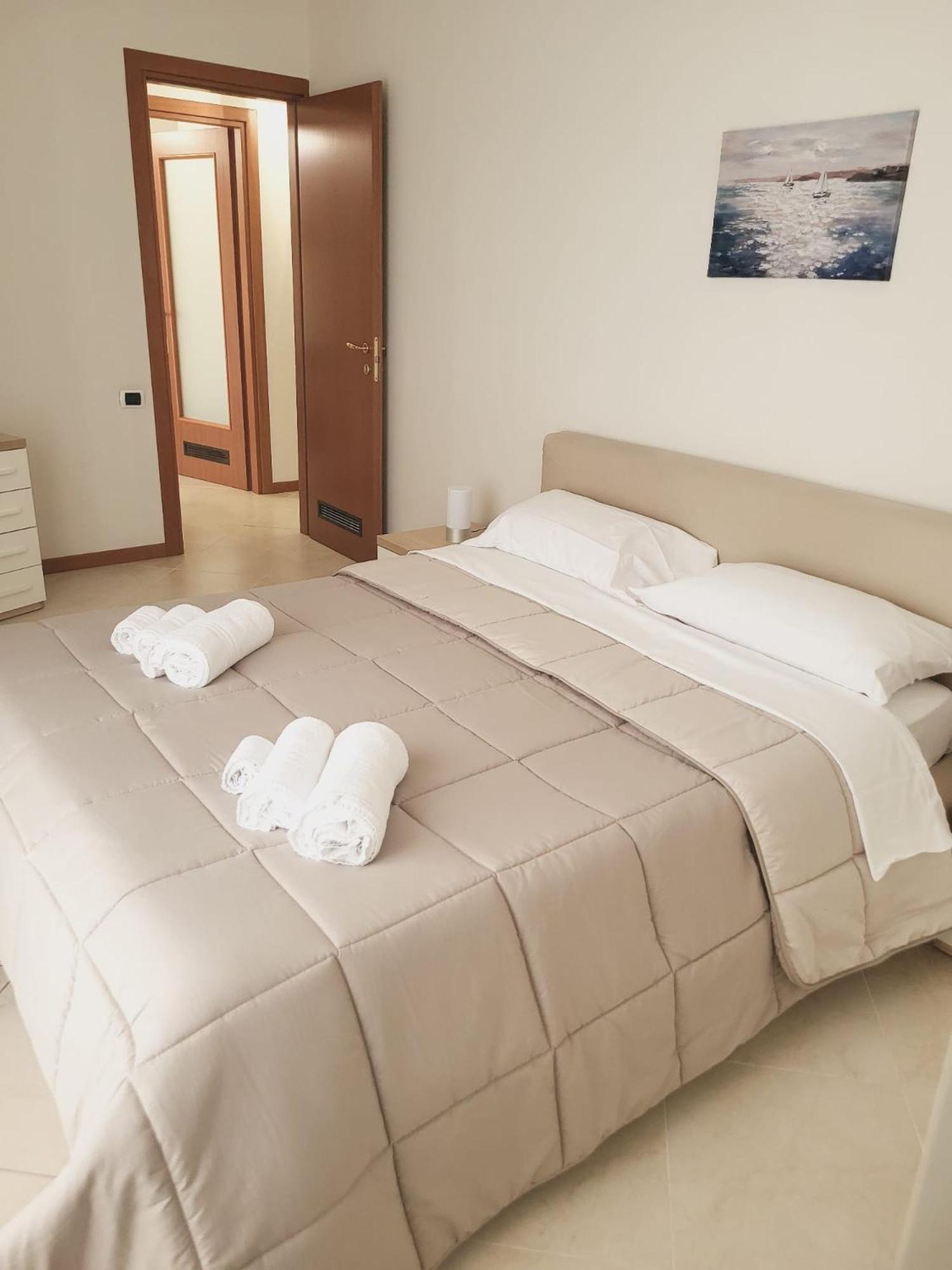 Appartamenti Le Gemme 那不勒斯 外观 照片